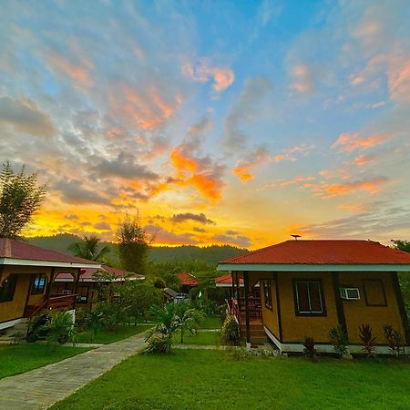 Luzville Transient House - Port Barton Itaytay Экстерьер фото