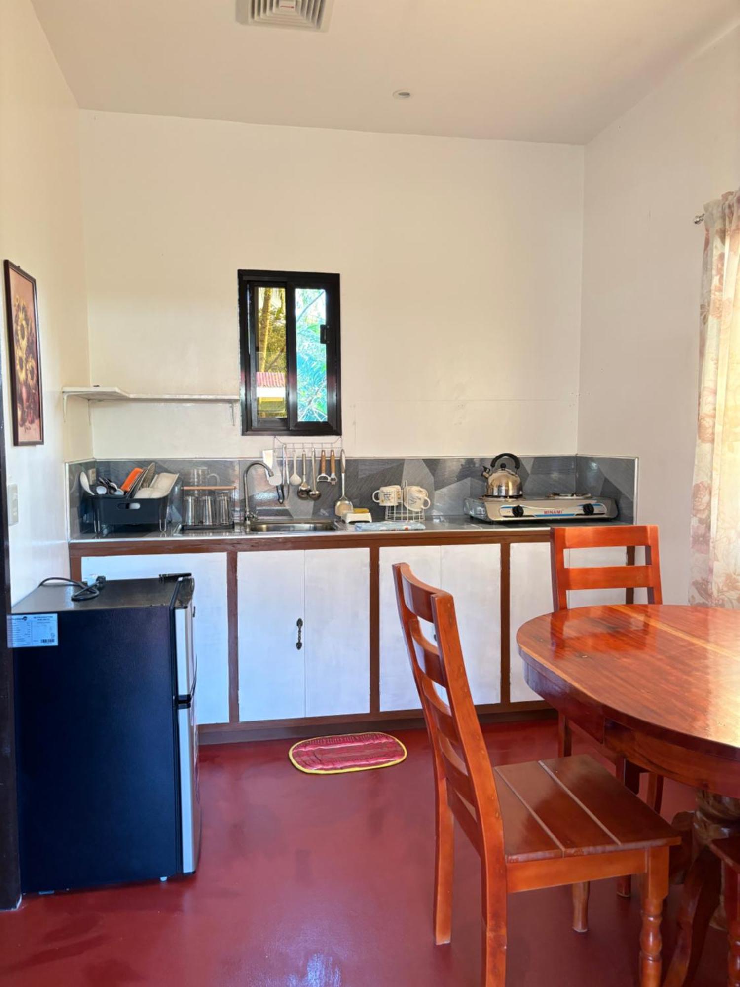 Luzville Transient House - Port Barton Itaytay Экстерьер фото